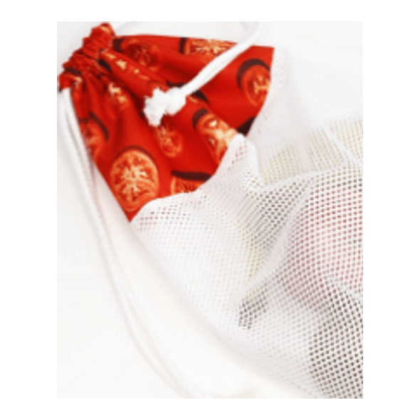 Small mesh and polyester drawstring fruit bag